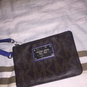 Michael Kors wristlet wallet
